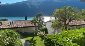 Bellissimo appartamento con giardino sul lago di Lugano - Image 2