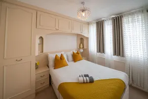 Spacious 3BR House By Kammili Properties in Westhoughton - Free Parking - Image 2