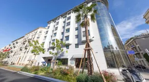 Goldstar Resort & Suites - Image 5