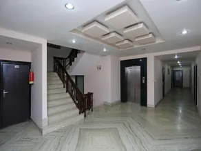 OYO 9572 Hotel Dolphin - Image 4