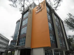 The Orchid Hotel - Image 3