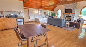 Premier Cottages by Amish Country Lodging - Image 4