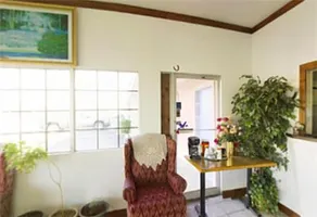 Executive Inn Muldrow - Image 4