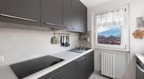 Appartement entièrement équipé avec internet haut débit | Vue montagne - Image 5