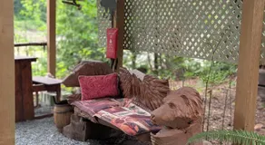 Magnolia Cottage Bigfoot Hideaway - Image 4