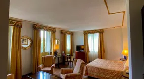 Hotel Villa Montanarini - Image 2