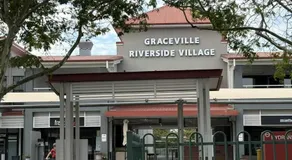 Welcome to Your Leafy Retreat in Graceville - Image 2
