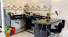 Green House Stay - Image 2