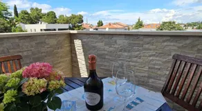 Privatzimmer mit Terrasse und Grill | Haustiere erlaubt - Image 2