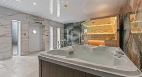 Cardiff Spa Escape - Sleeps 5 - Image 3