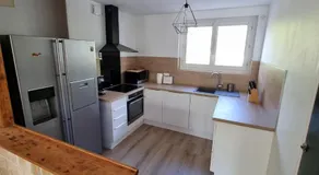 Appartement T3 proche centre - Climatisation & Parking privé - Image 4