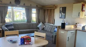 18 Vale Park - Image 3