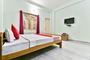 Flagship Hotel Shubh Yatra - Image 2