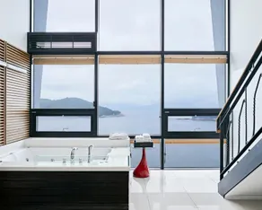 High Class 153 - Image 2