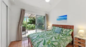 Mudjimba Esp Villa-Beachfront-Pet friendly - Image 2