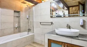 Birgu's central traditional apartment - Image 2