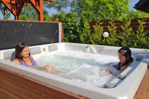 Comfortable holiday homes, pool, sauna, jacuzzi - Image 4