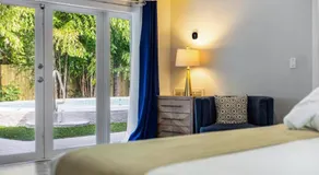 Luxurious Hollywood Retreat Perfect Getaway - Image 3