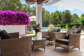 Luxurious Retreat Villa in Nature for Large Groups - Image 3