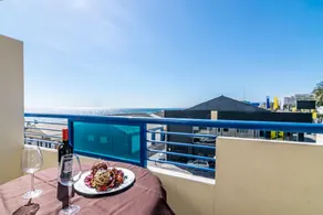Apartamento apta para familias con piscina | Vistas al agua | En la playa | Admite perro - Image 2