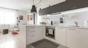 New Studio Apartment Sun with free parking - Image 3