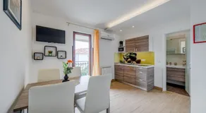 Apartments G - Image 3