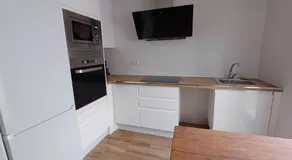 Piso de dos habitaciones en Toledo - Image 4