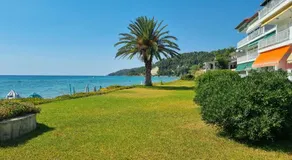 Seafront Bliss Apartment Skala Fourkas - Image 4