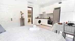 Saint's View Apartments - Image 5