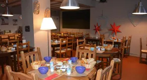 Hotel Le Central - Image 3