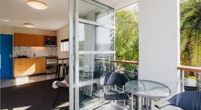 Sumner Bay Motel - Image 3