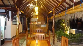 Ana Warung & Bungalows - Image 4