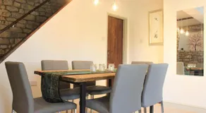 Historic Grade II Listed Homely Cottage - Image 3