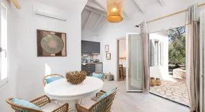 Olivea Premium Holiday Homes - Image 2