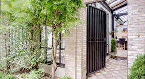 Paris Green House residence - Image 5
