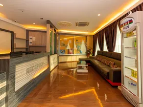 Gold City Hotel - Image 2