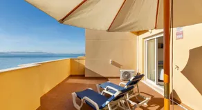 Penthouse am Strand mit WLAN und Pool - Image 2
