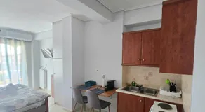 In Centre Suite by Open City - Image 3
