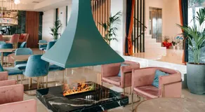 AKROTHEA suites & lounge - Image 3