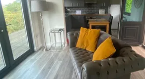 Danielle’s den - Image 2