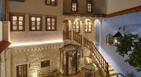 KAMARES Historic Boutique Hotel & Spa - Image 3