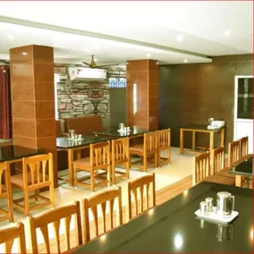 Hotel Apple Park Inn - Image 5