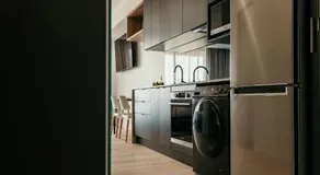Met Apartments - Image 5