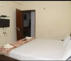 Hotel RS International Just Near New Delhi Railway Station And Connaught Place - Image 4