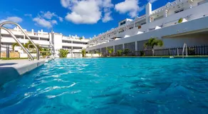 Terrace, pool, near beach & home office (Fibre) - Image 3