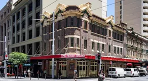 The Resch House - Image 4