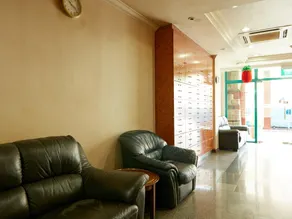 Amrise Hotel - Image 4