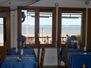 Hôtel Restaurant Aux Trois Jean - Image 5