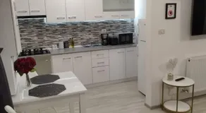Dream Arena Apartment - Image 2