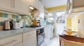 Pass the Keys Charming Ground Floor Flat with Free Parking - Image 3